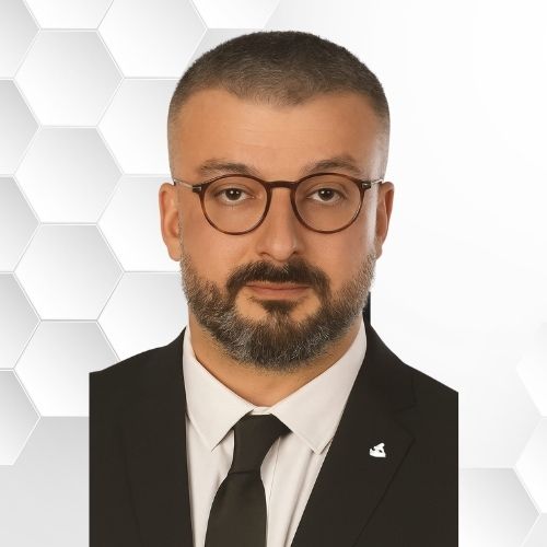 Dr. Ekin ÖZÇELİK